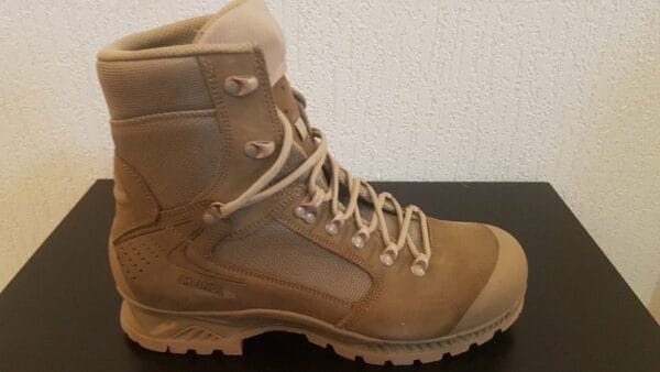 chaussures combat trek chaud meindl7