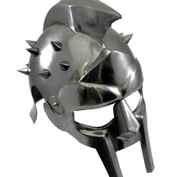 casque-gladiateur-avec-piques