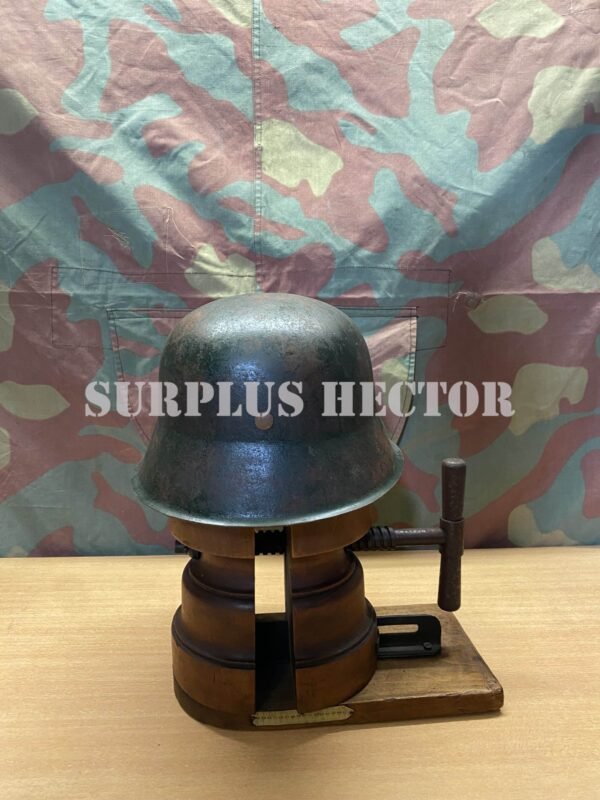 casque-allemand-ww2-m194-vieilli-militaria-ww2