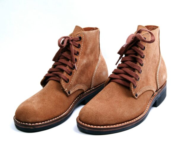 Service-Shoes-rough-out-M43