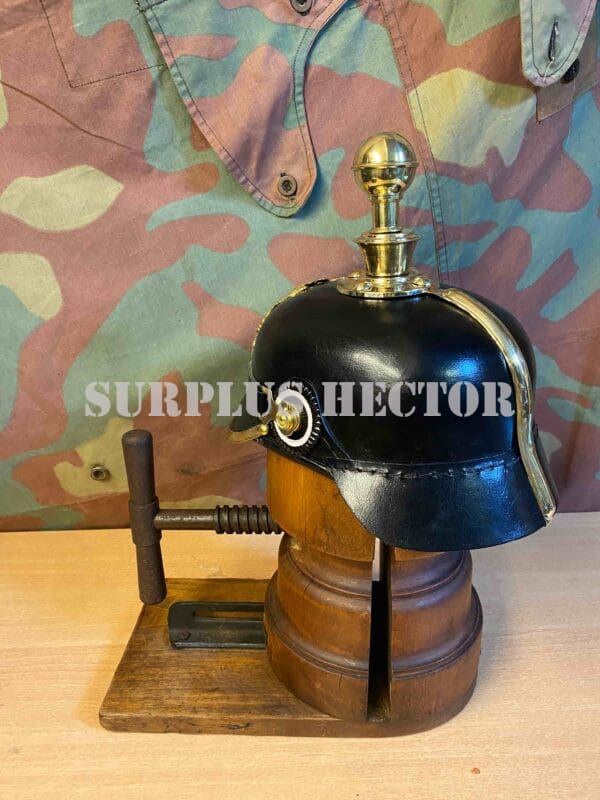 casque-a-pointe-artillerie-boule-bavarois